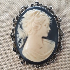 Vintage Finesse Signed Cameo Brooch Pendant Silver Tone Victorian Revival…