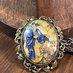 Vtg Asian Woman Figural Pendant Necklace Gold Tone Filigree 24 Inch Chain