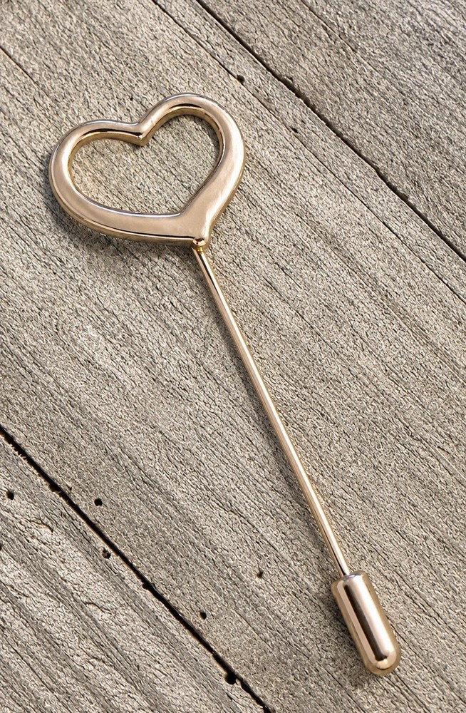 Vintage Gold Tone Heart Stick Pin