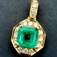 Original EARTH MINED Colombian EMERALD DIAMOND Pendant Deco Halo SOLID 18K GOLD