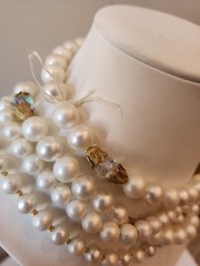 Unsigned Miriam Haskell Vintage 4 Strand Faux Pearl Necklace Gold Mesh Bow Flaws