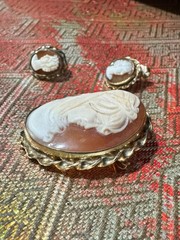 Vintage 12K Gold Filled Shell Cameo Brooch And Earrings Set Matching Mid Century