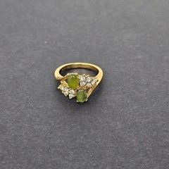 Vintage Uncas 70’s Faux Jade Green Crystal Rhinestone Gold Tone Ring Size 5.5