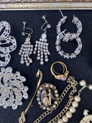 Mixed costume jewelry rhinestones lot a lot of nice pieces d6