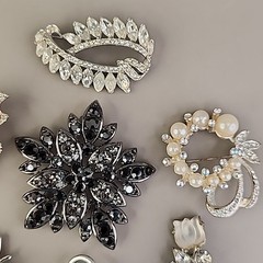 Vintage Rhinestone Brooch Lot of 7 Flower Leaf Basket Faux Pearls AB Blue Pink