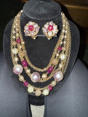 Vintage Gold Toned Necklace And Earrings w/ Purple Stones, Lilac Beads & Pearls