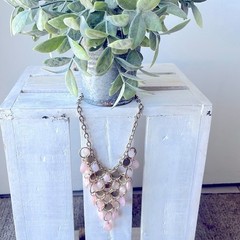 Necklace Vintage 90s jewelry Gold and pink teardrop beads beautiful necklace