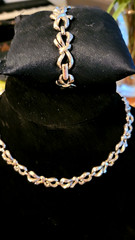 Vintage Crown Trifari ribbon link necklace and bracelet set excellent preowned