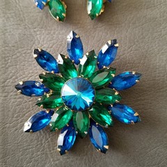 Vintage Blue Rivoli and Dark Green Marquise Brooch and Earrings Goldtone Set