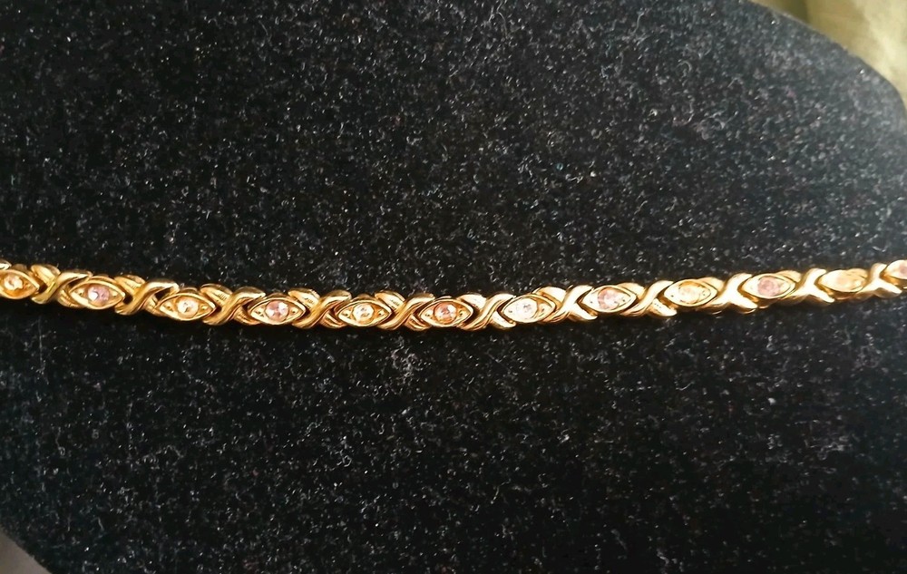 Vintage Gold Toned XO Hugs And Kissess Tennis Bracelet With Clear And Pink…