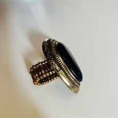 Vintage Dark Blue Teardrop Stretch Ring