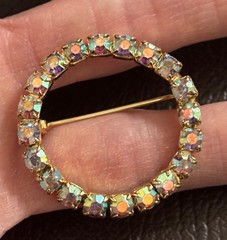 AB Aurora Borealis Clear Rhinestones Circle Pin Vtg Gold Tone Approx 1.5 Inches