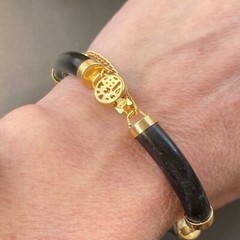 Vintage Jade Bracelet Estate Fine Jewelry Pre-Owned Black Pierced Shou 7″