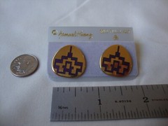 VINTAGE SAMUEL HUANG DESIGNER CLOISONNE RETRO ABSTRACT PURPLE ENAMEL EARRINGS