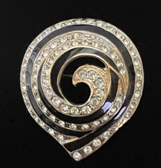 Black & Rhinestone Gold Tone Swirl Brooch Angel Jewelry Co Stamped Vintage