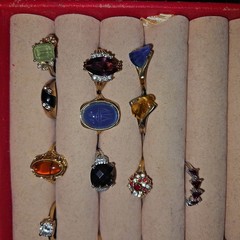 Vintage Costume Jewelry Lot Over 100 Pc All Wearable