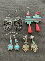 Lot Of 4 Pairs Southwestern-style Vintage Dangle Pierced Earrings Estate Jewelry
