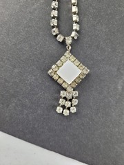 Thermoset Lucite Rhinestone Tassel Choker Necklace 14″