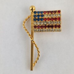 Three Vintage American Flag Brooches Celebrate 250 Years Independence w/ Style