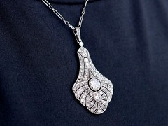 Antique Art Deco 3.51Ct Diamond and 18k White Gold Pendant Circa 1925