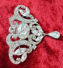 Vintage Eisenberg Ice Brooch Clear Sparkling Rhinestones with Hanging Drop Stone