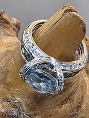 18kt BELLARI Diamond Aquamarine 18k White Gold Ring 7.42 S7