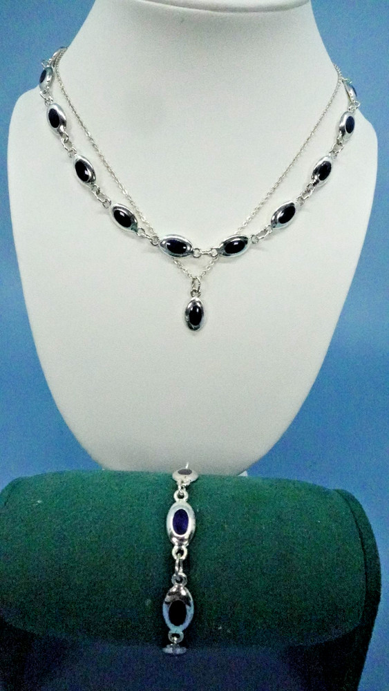 Estate 3 pc Necklaces and Bracelet 16″ x .25 and 7″ bracelet