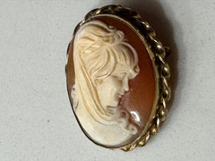 Vintage 12K Gold Filled Shell Cameo Brooch And Earrings Set Matching Mid Century