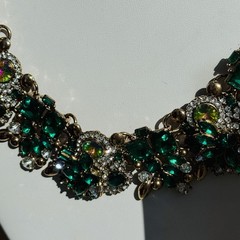 Vintage Emerald Green Rhinestone Statement Bib Necklace Gold Tone Couture