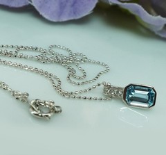 Vintage H Stern 18K White Gold Aquamarine Diamond Petite Necklace Designer Mini