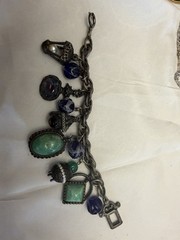 VINTAGE CHUNKY ESTRUSCAN GOTHIC CHARM BRACELET 7.5”