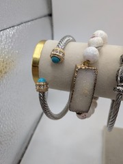 FASHION Bracelets Jewelry Lot Set Of 10 Cuff Stretch Stone Cable Charm Clamper