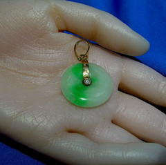 Original EARTH MINED Jadeite JADE DIAMOND Vintage Deco Disc Pendant 18K GOLD