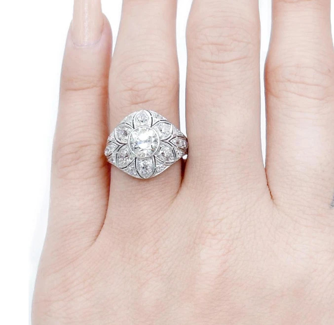 Fancy Intense White Brilliant Cut 2.89CT Lab-Created Diamonds Flower Design FN