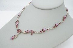 Vintage Necklace Silver Tone Purple Rhinestone Flower Ivy 15″