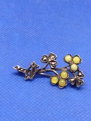 Vintage Citrine Rhinestone Clover Markasite Cabochon Brooch