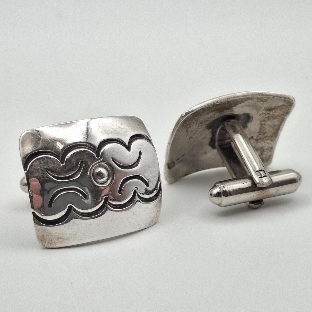 Vintage Native American 925 Sterling Silver Stamped Cloud Bullet Back Cuff Links
