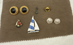 Vintage Mixed Lot of Brooches Pins Animals Gold and Silver Tone Ocean Theme