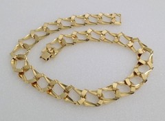 Unsigned Gold Tone Collar Necklace