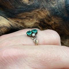 1950s Vintage 14K Rose Gold With Man Made Stones Ring (Size 6.5) (R41G)