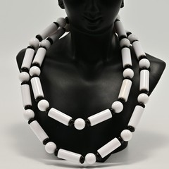 TRIFARI Vintage Original Signed Lucite Acrylic Beaded Designer Estate Necklace