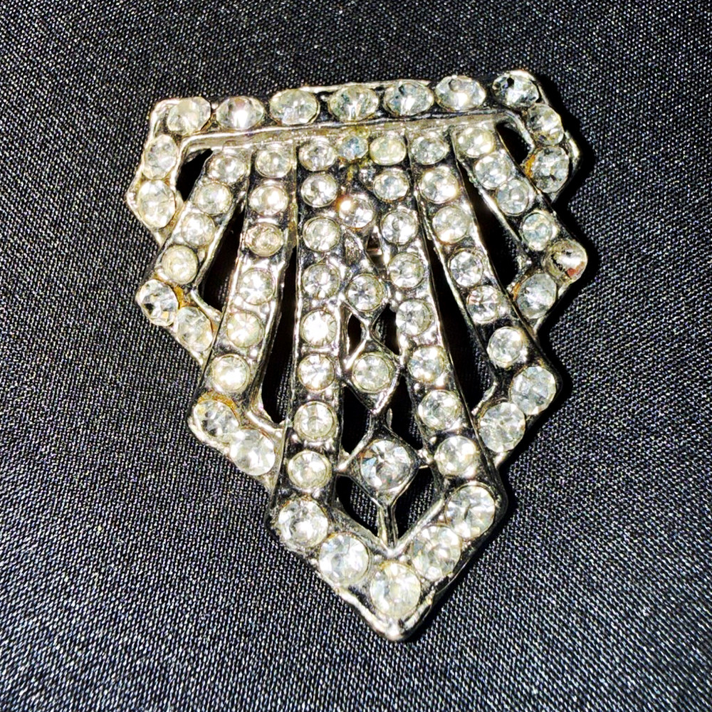 Vintage Art Deco Silver Tone Dress Clip w/ Clear Simulated Round Rhinestones