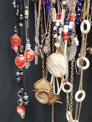Estate Vintage Costume Jewelry Large Lot 6 LBS Over 100 Necklaces Retro