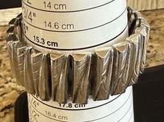 Monet Designer Signed Silver Tone Stretchable Bracelet Size 6” Vintage