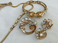 Vintage TRIFARI Necklace Bracelet Earrings And Brooch Set In Original Box
