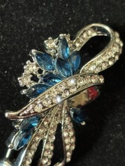 2.5 In Silver Toned Brooch With Blue And Clear Rhinestones (103)