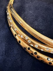 JACKIE COLLINS Gold Tone / Rhinestones Ladies Designer Wide Necklace Chocker BIB