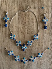 Vtg Avon JJH Blue Green Cabochon Clear Rhinestone Necklace Bracelet Earrings Set