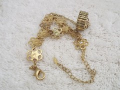 VCLM Goldtone Rhinestone Flower Slave Bracelet Stretchband Ring (C51)