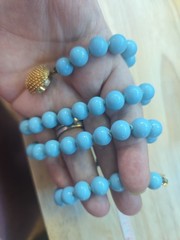 Vintage Robins Egg Blue Glass Bead 25.25″ necklace Hand Knotted Goldtone Clasp